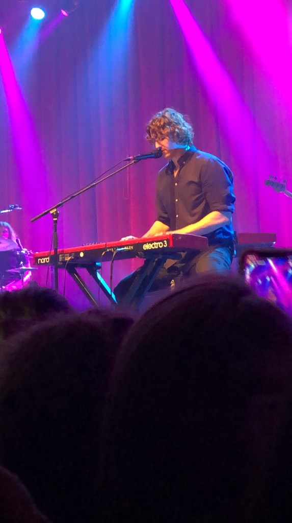 Dean Lewis